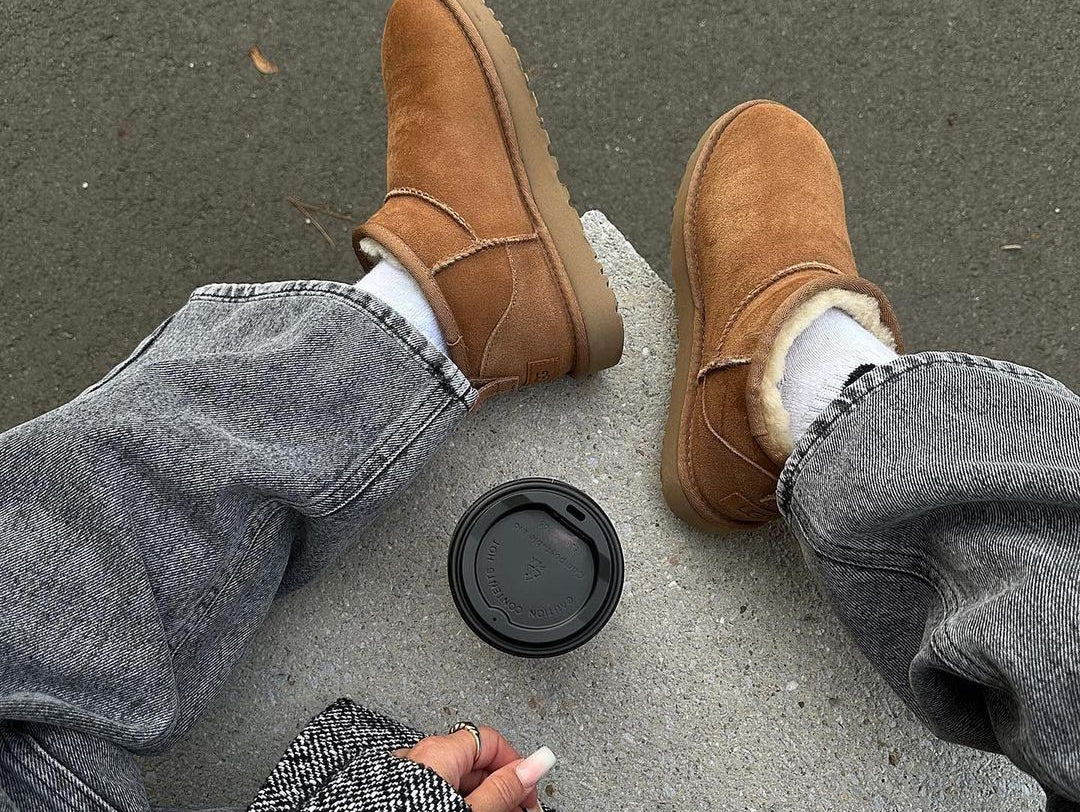 Waarom de UGG Classic Ultra Mini Boot Chestnut Een Onmisbare Must-Have is voor Elke Garderobe