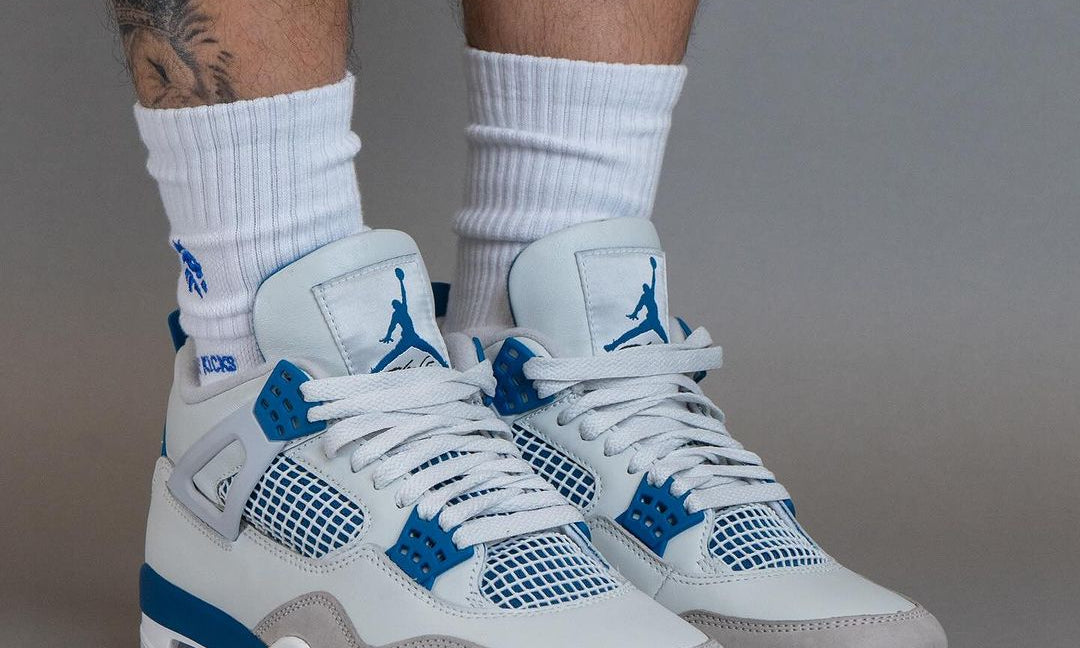 Jordan 4 military blue man